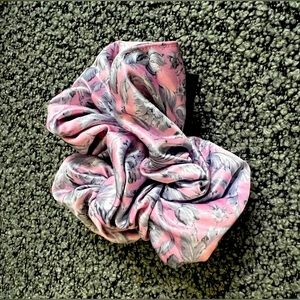 Versace Barocco-print scrunchie - never used